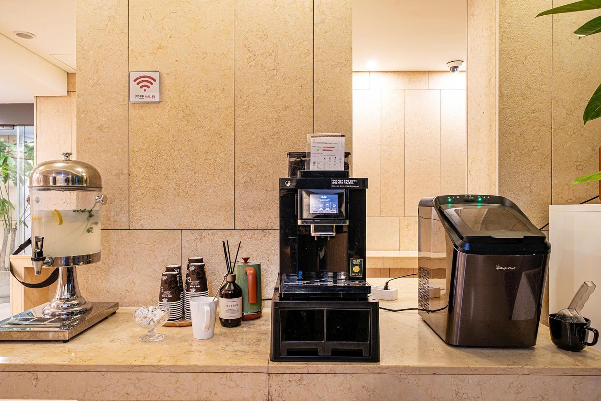 Simplestay Hotel In Jongno Seoul Exterior photo